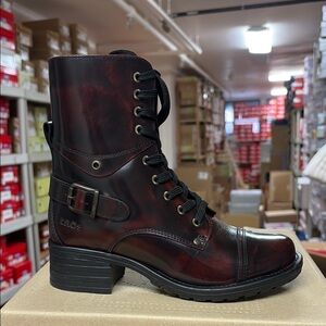 Taos Footwear Women's Dark Red Combat Boots